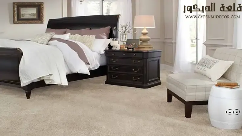 Beige-bedroom-moquette