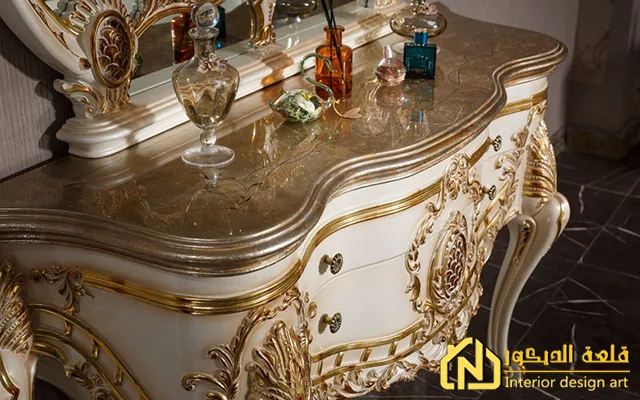 Classic bedroom cabinets Classic-bedroom