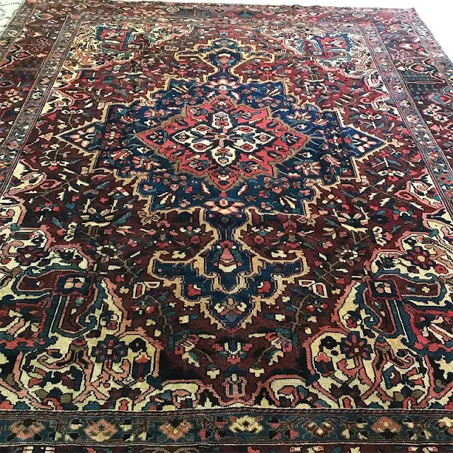 Large Iranian carpets Large-Iranian-carpets